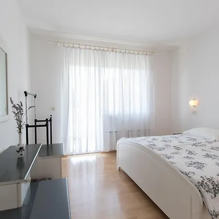 Vesna Apartment